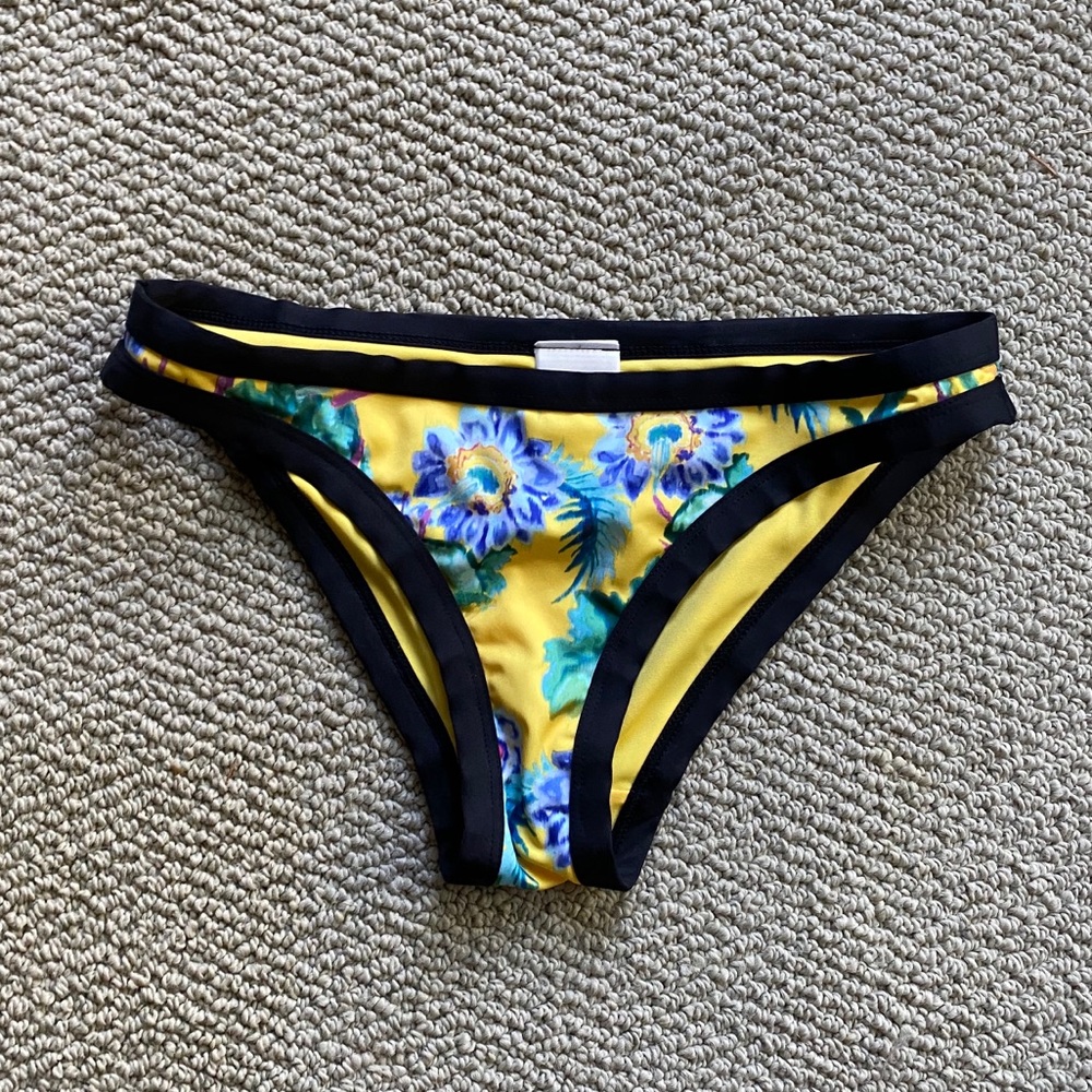 H&M bikini bottoms NWOT